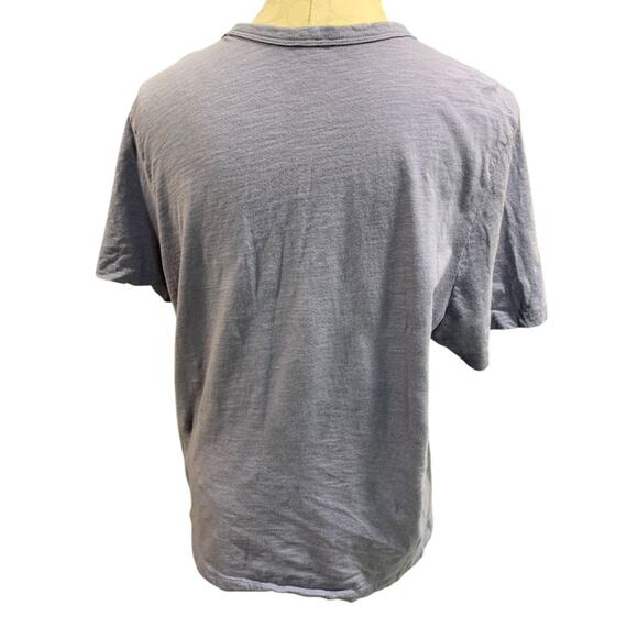 Size XL Universal Thread Purple Womens V-Neck Tshirt Short Sleeve - Picture 4 of 6